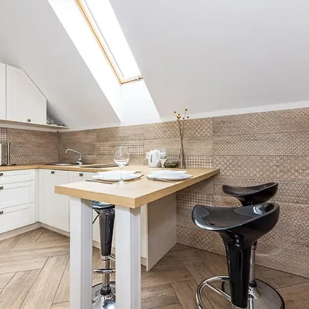 Apartament Deluxe 2 *